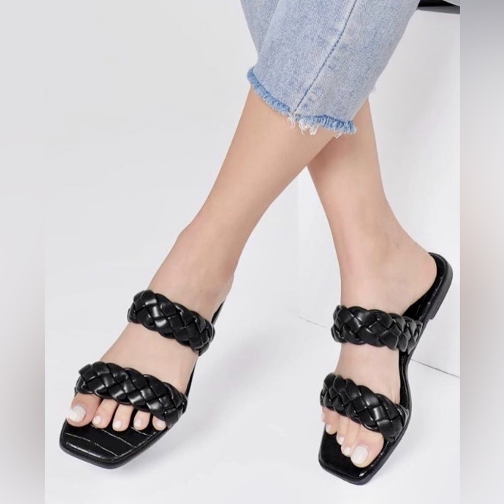 NWOT Braided square toe Sandal